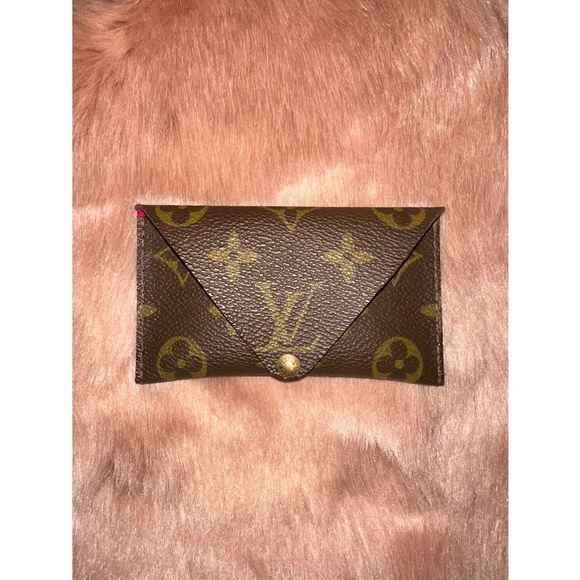 💖LV Wallet💖 - Picture 2 of 4